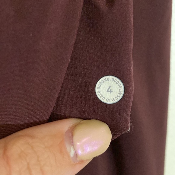 Lululemon On the Fly Jogger | Luxtreme | Garnet Maroon | Women's 4 28" inseam - Picture 14 of 14